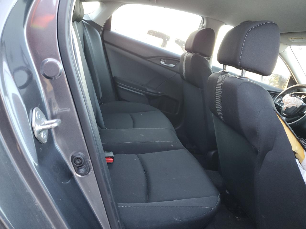 2018 Honda Civic - Image 10