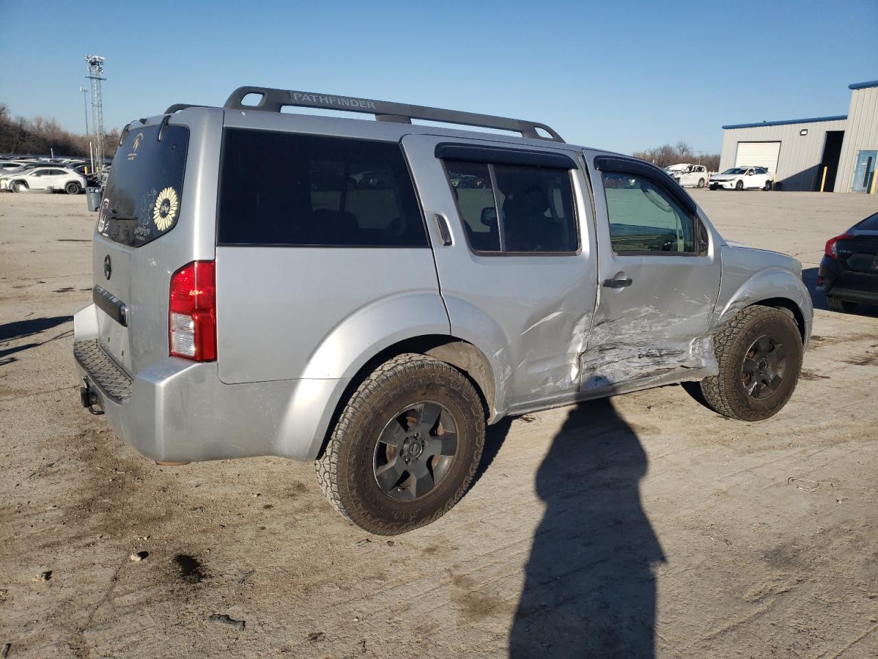 2006 Nissan Pathfinder - Image 3