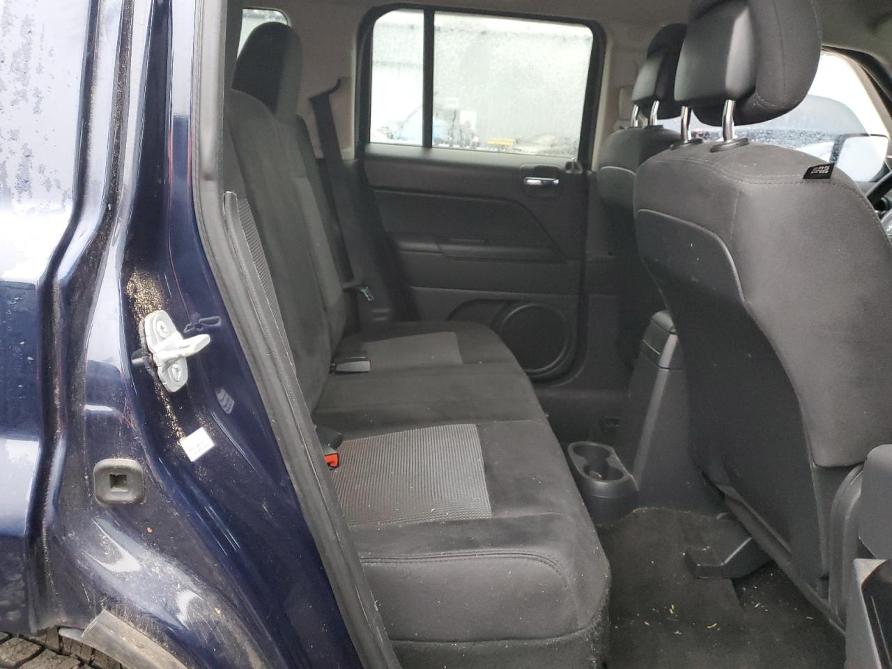 2014 Jeep Liberty (Patriot) - Image 10