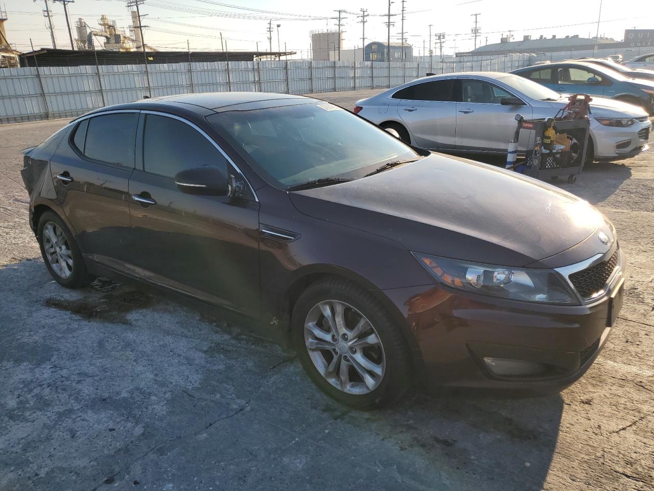 VIN 5XXGN4A79DG200317 2013 KIA OPTIMA no.4