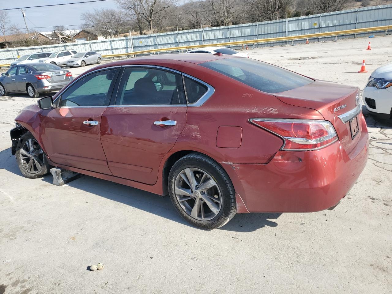 2015 Nissan Altima - Image 2