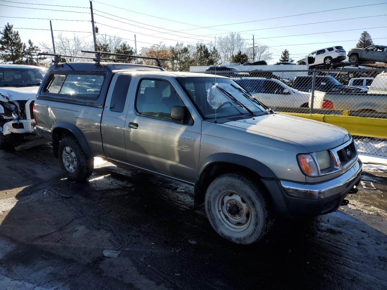 2000 Nissan Navara (Frontier) - Image 4