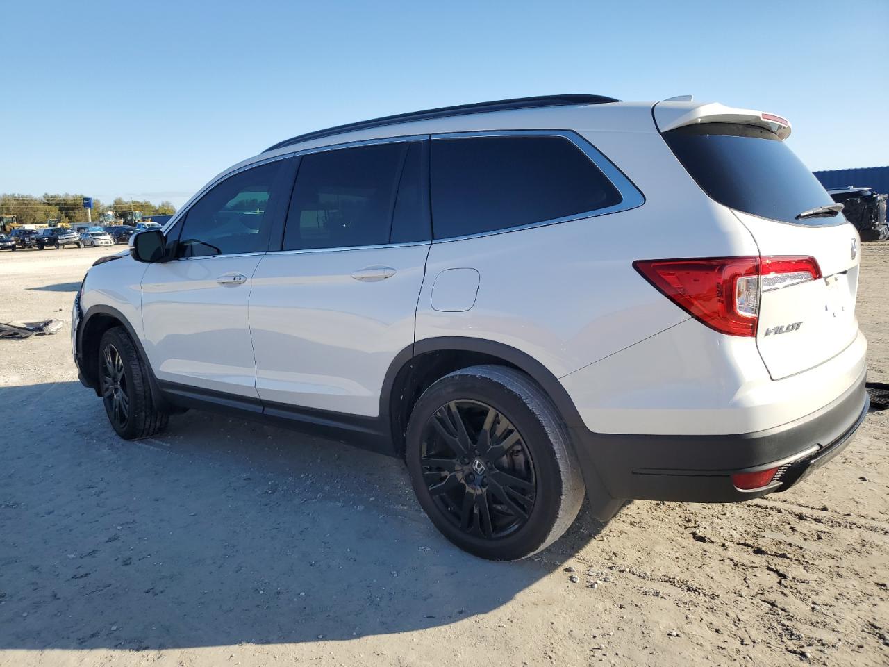 2022 Honda Pilot - Image 2