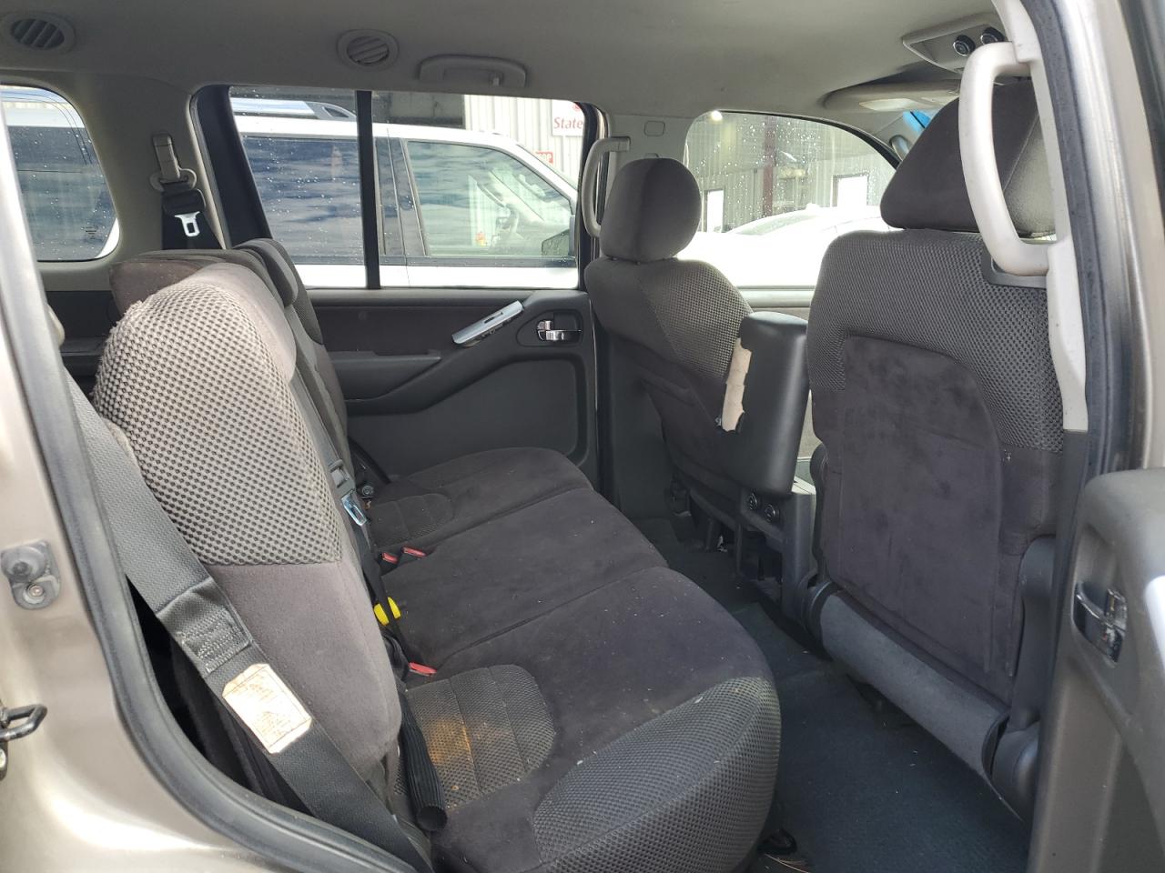 2008 Nissan Pathfinder - Image 11