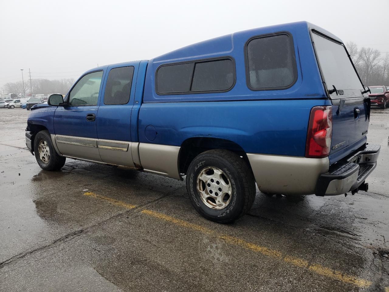 2003 Chevrolet Silverado - Image 2