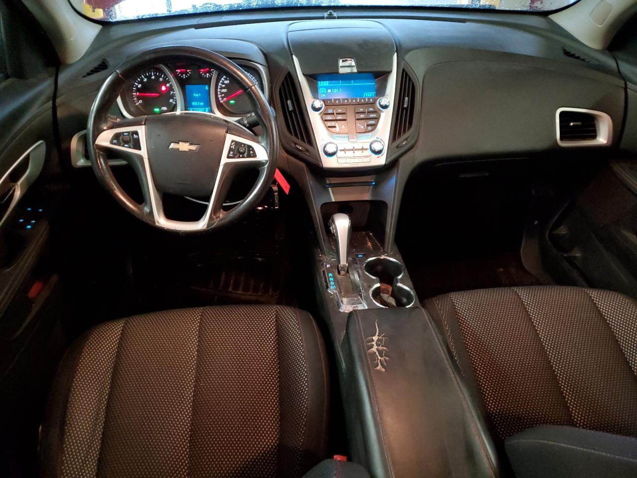 2010 Chevrolet Equinox - Image 8