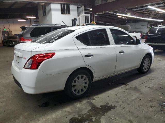 Sedans NISSAN VERSA 2015 White