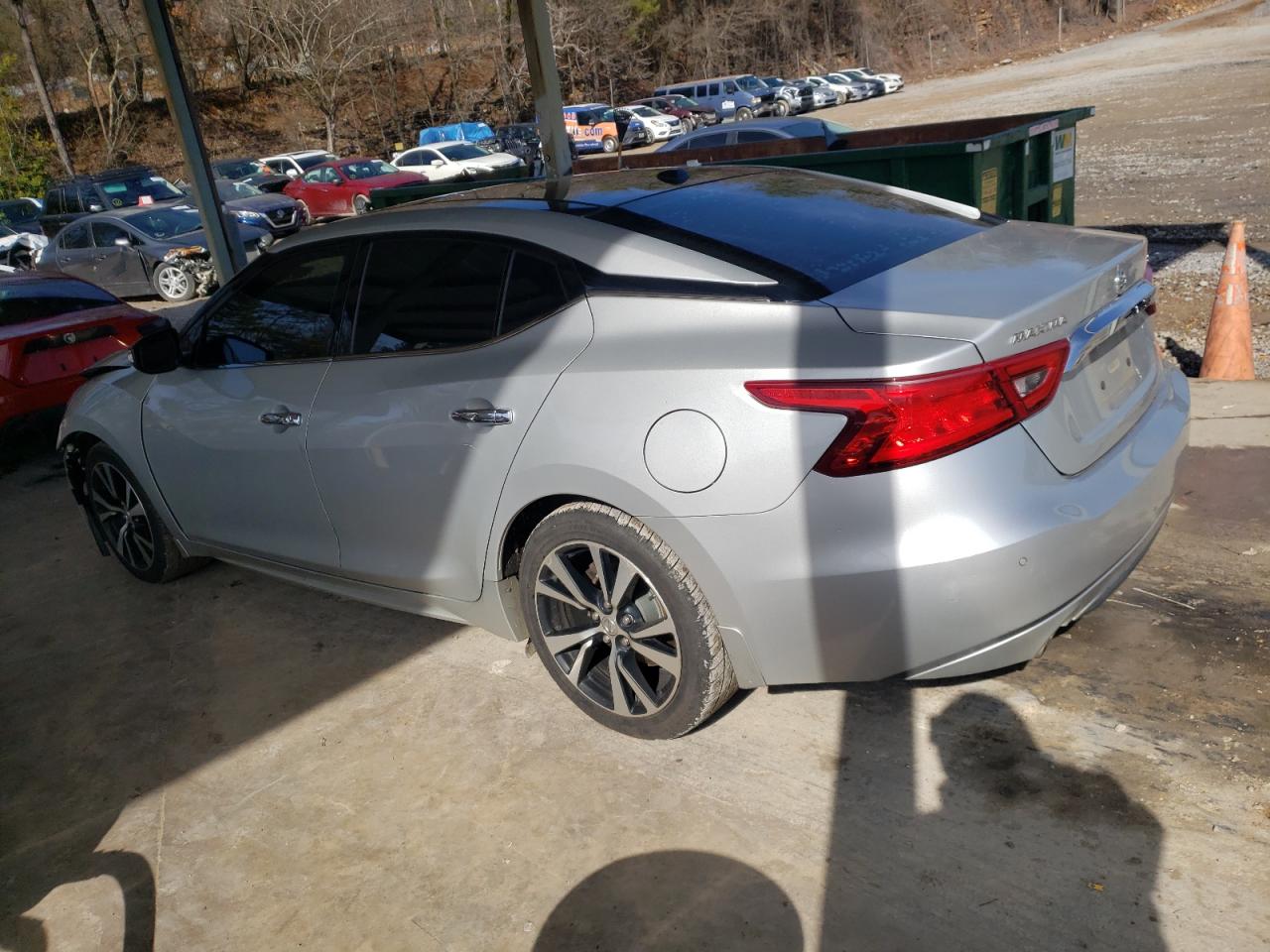 2017 Nissan Maxima - Image 2