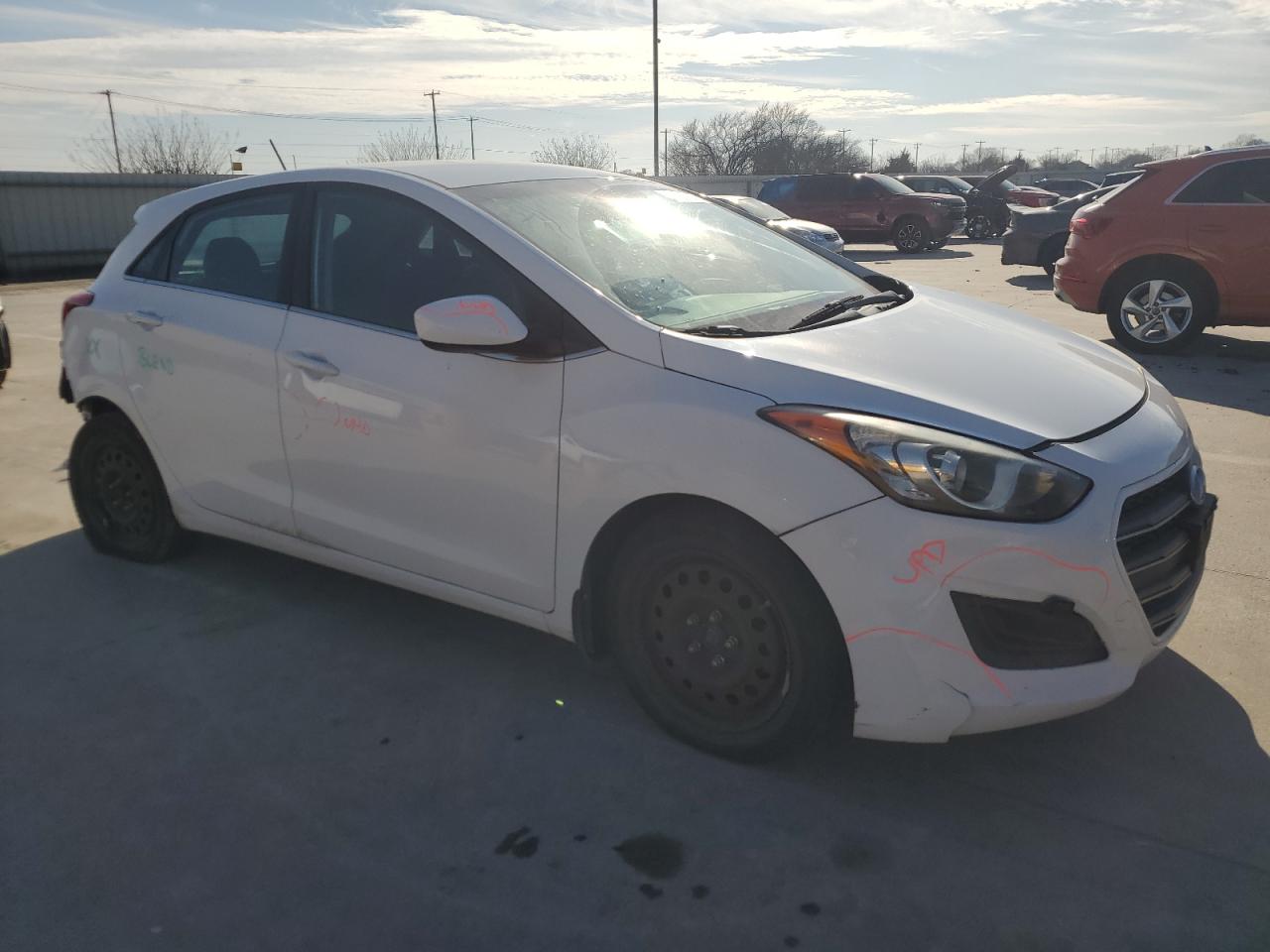 2016 Hyundai Elantra - Image 4