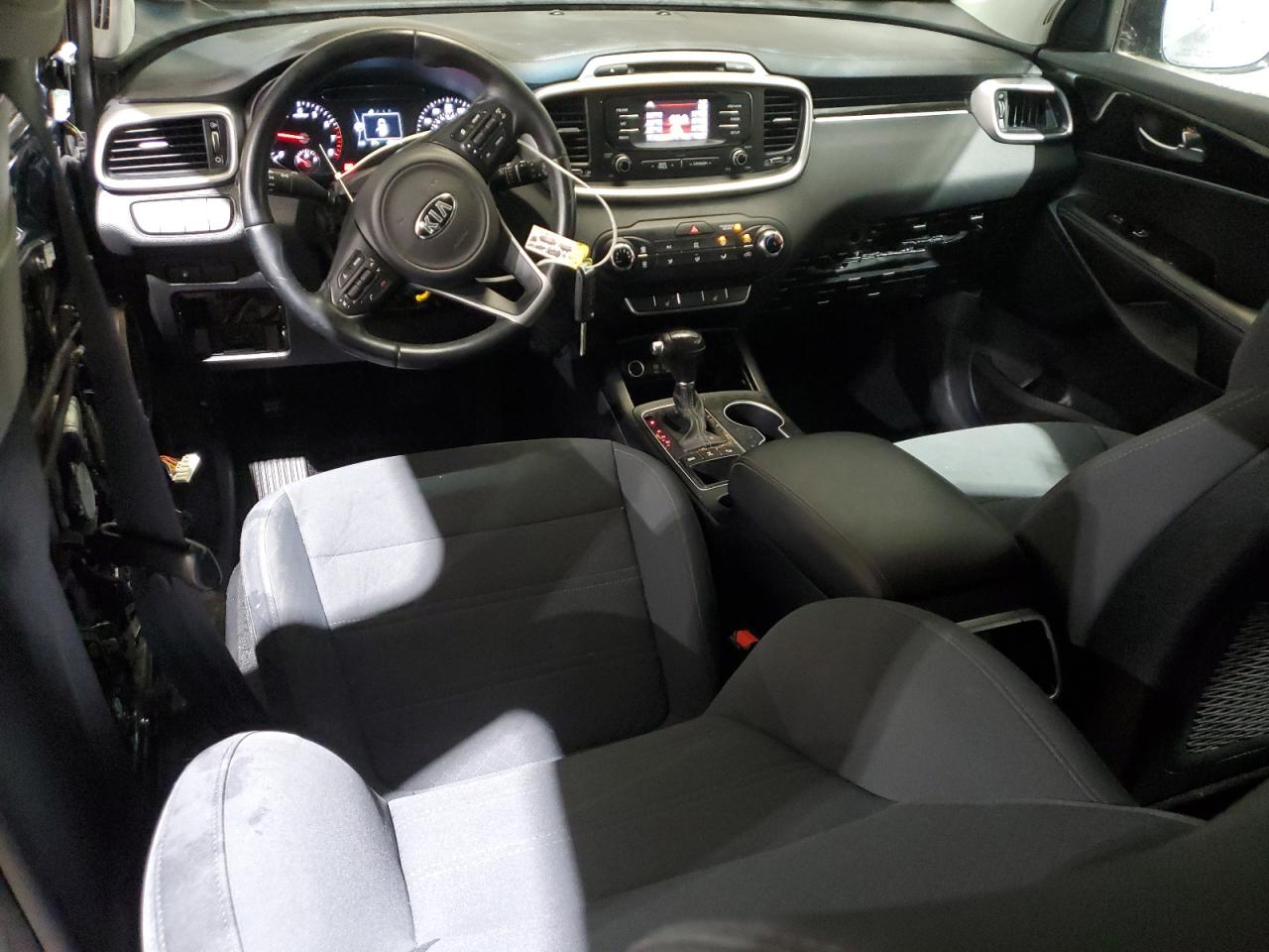2016 Kia Sorento - Image 8