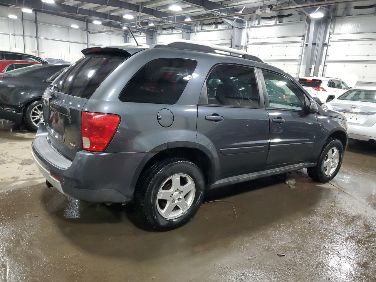 2009 Pontiac Torrent - Image 3