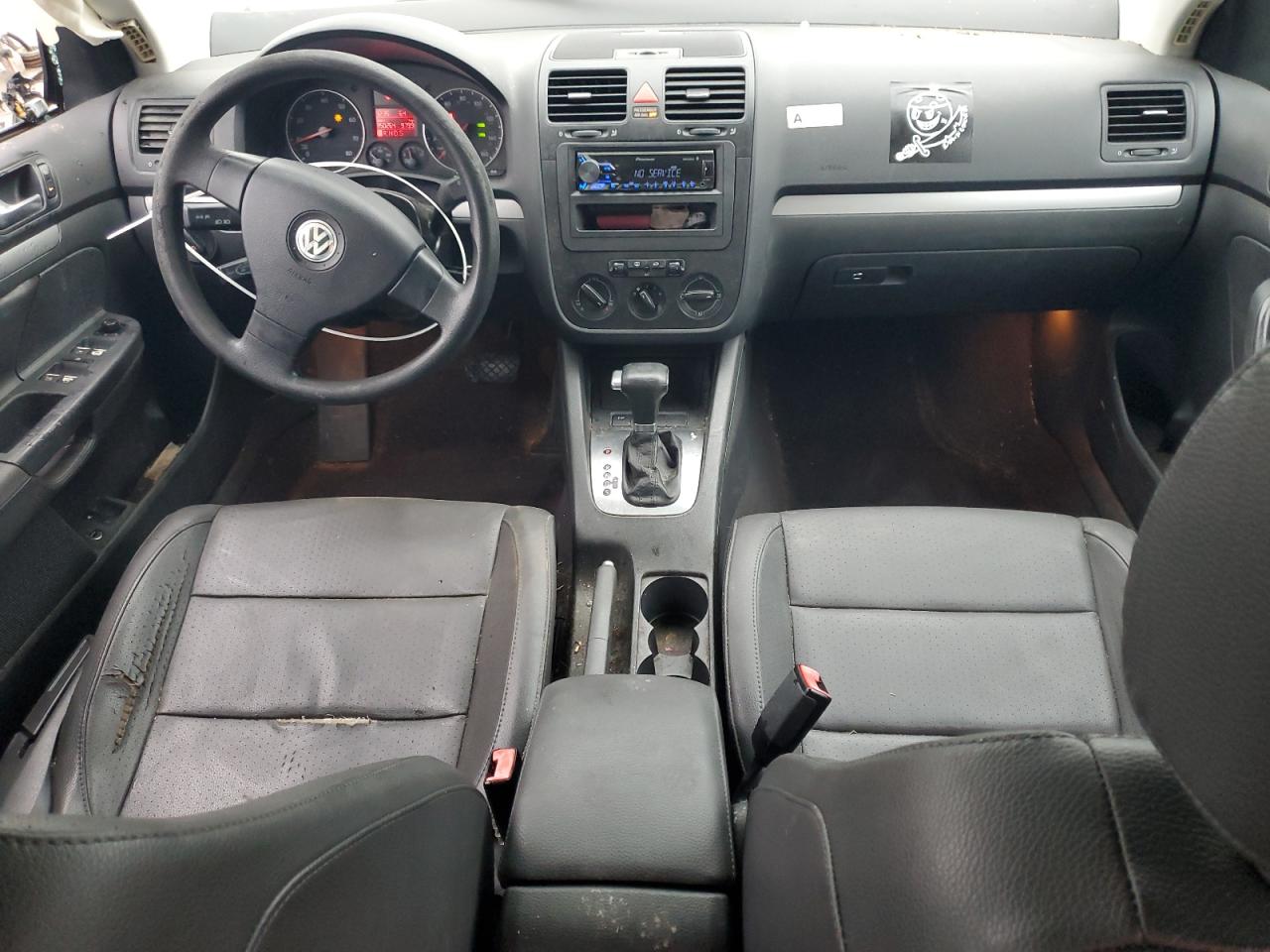 2006 Volkswagen Jetta - Image 8