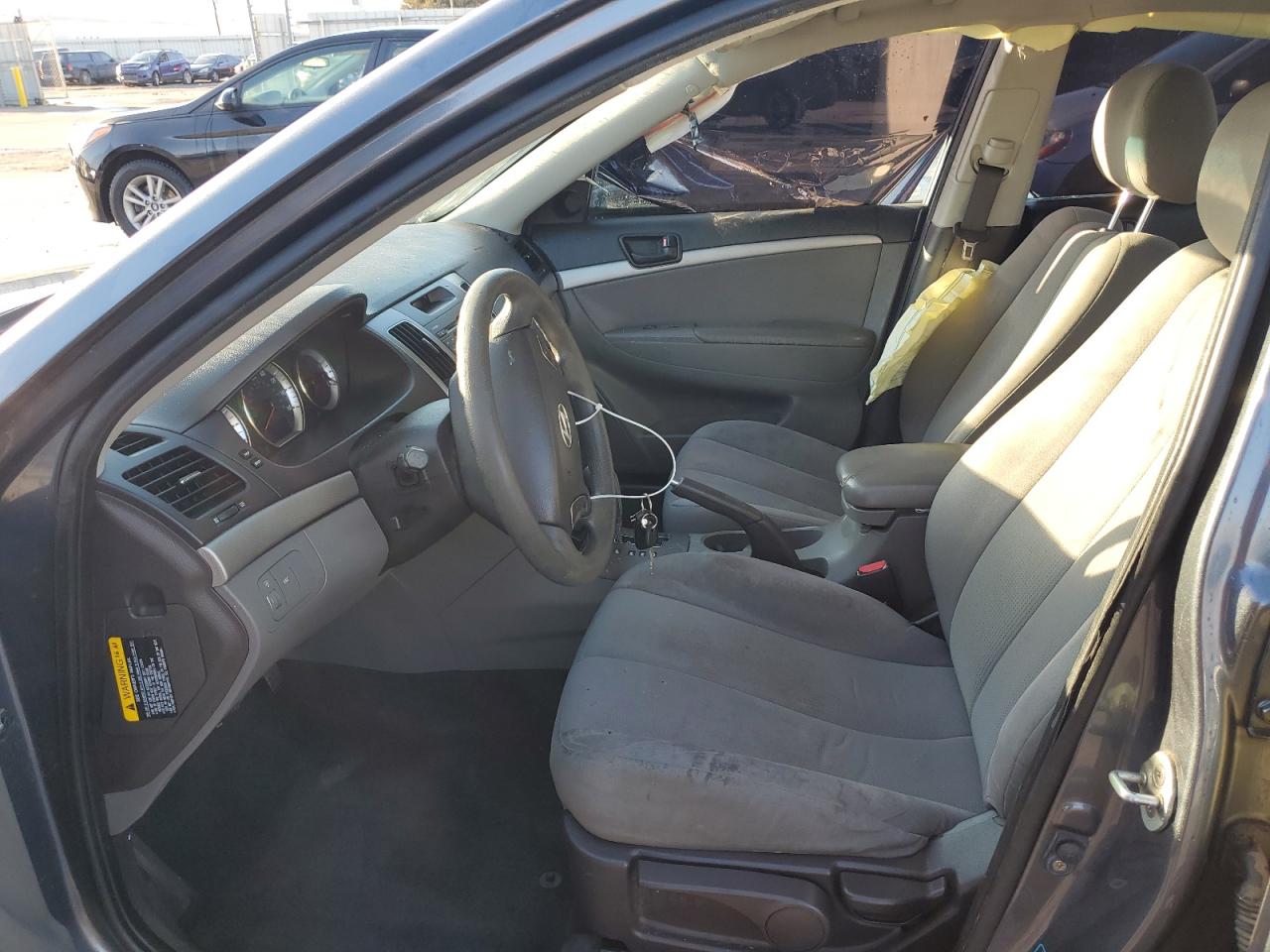 2009 Hyundai Sonata - Image 7