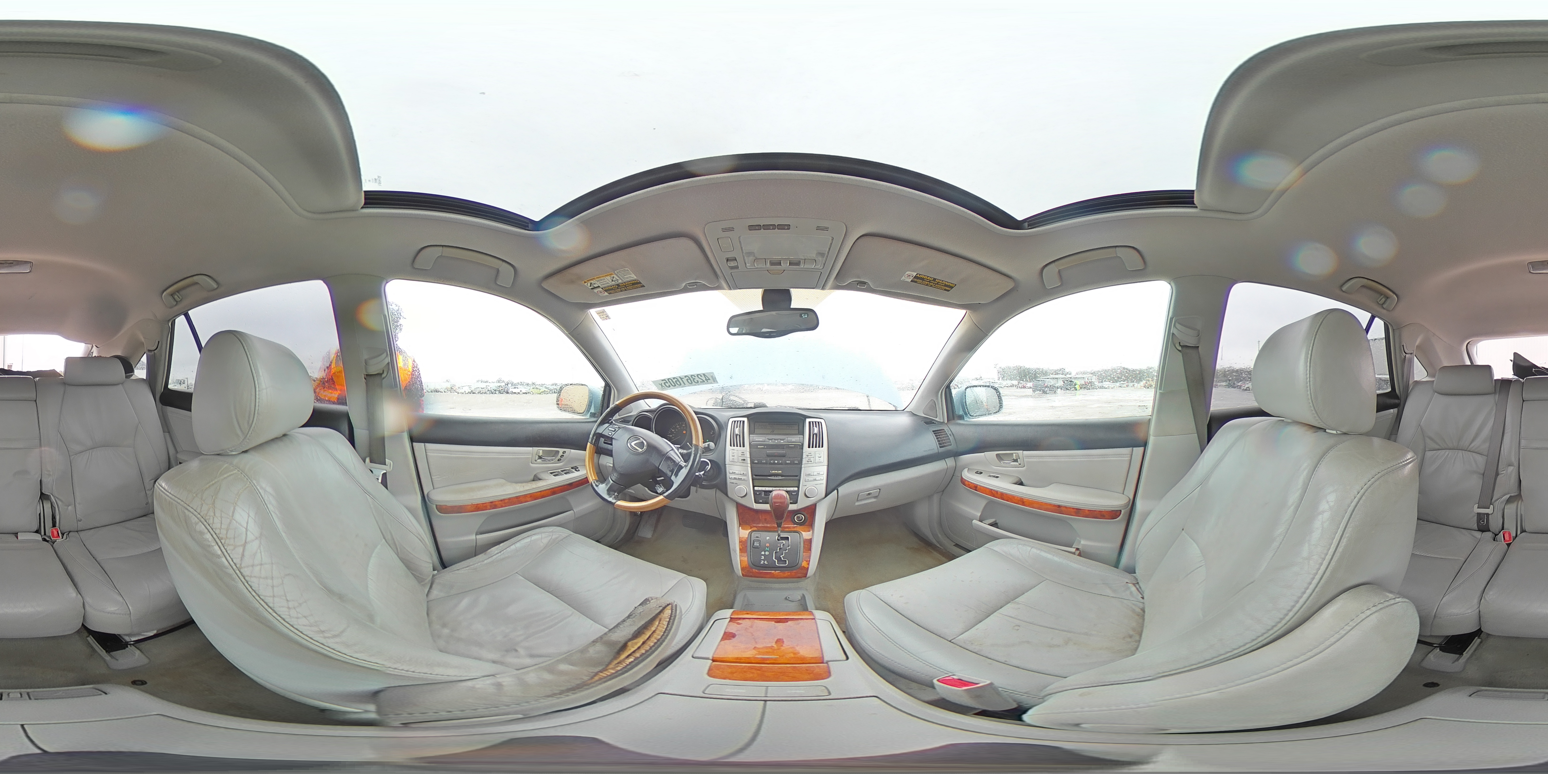 2005 Lexus RX - Image 13