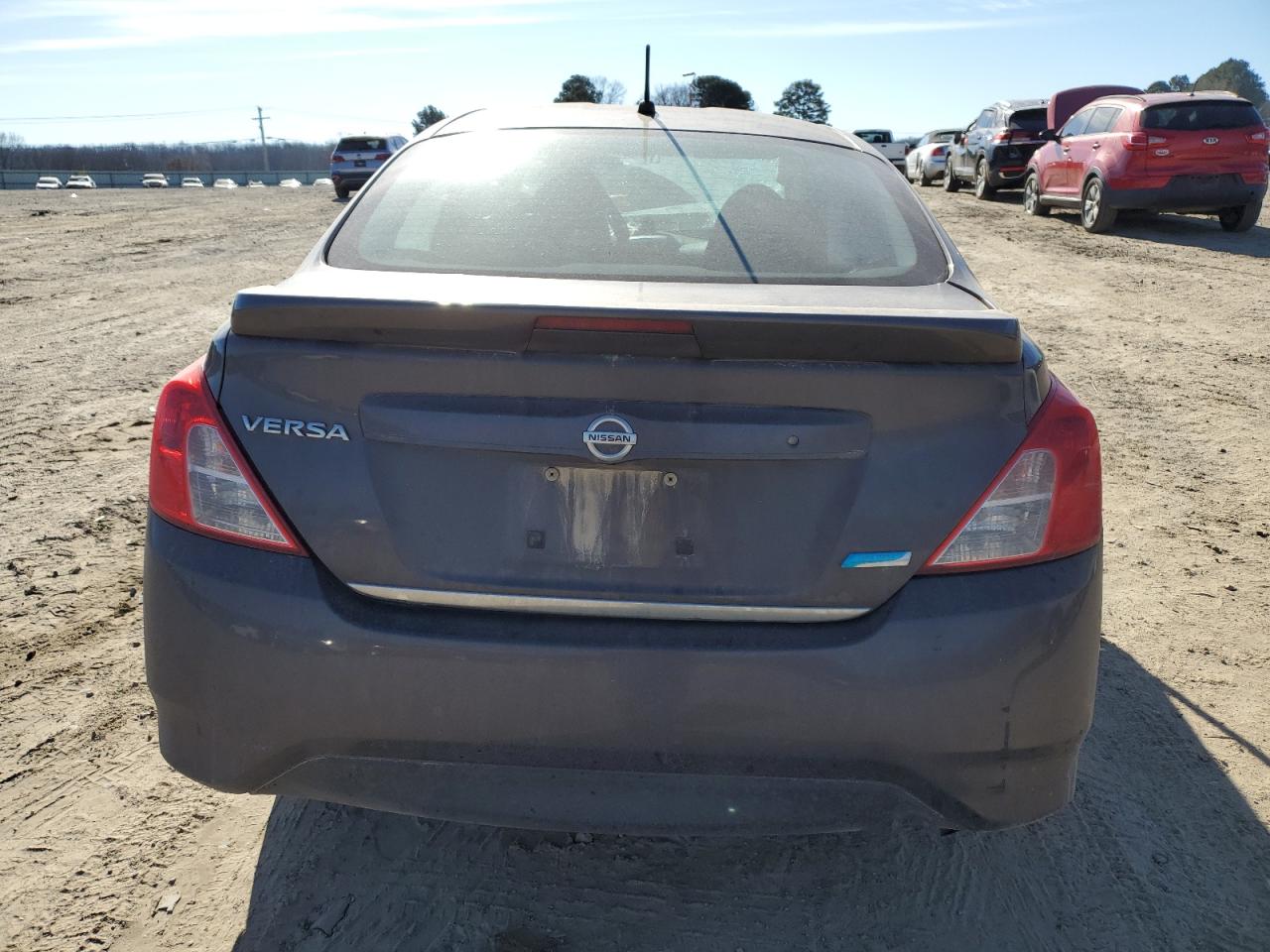 2015 Nissan Versa - Image 6