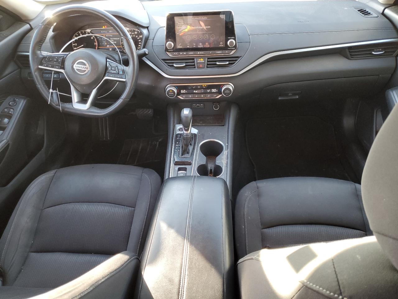 2019 Nissan Altima - Image 8