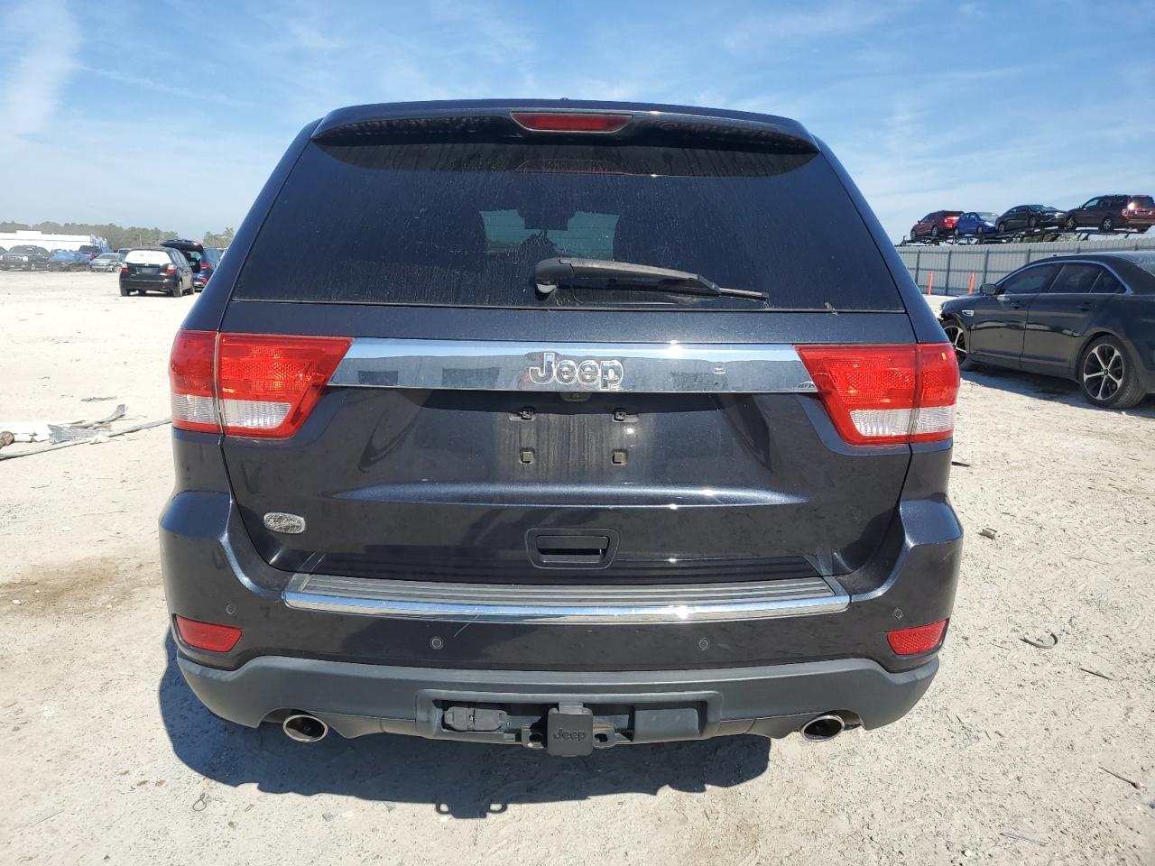 2013 Jeep Grand Cherokee - Image 6