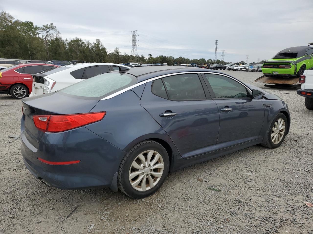 VIN 5XXGN4A77FG438203 2015 KIA OPTIMA no.3