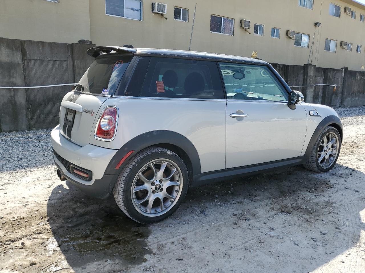 2011 MINI Cooper - Image 3