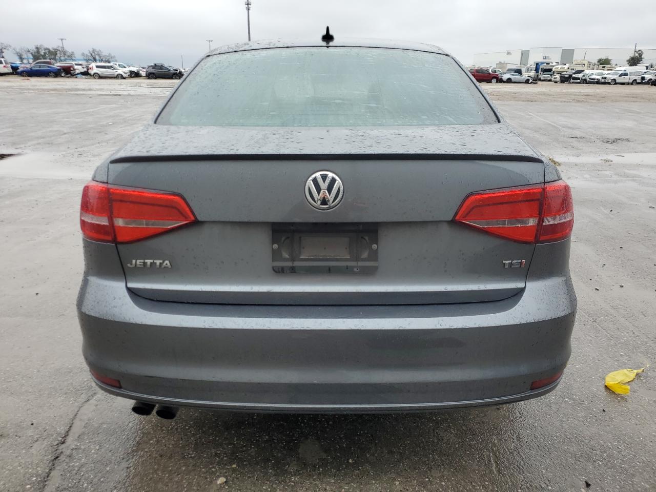 2015 Volkswagen Jetta - Image 6