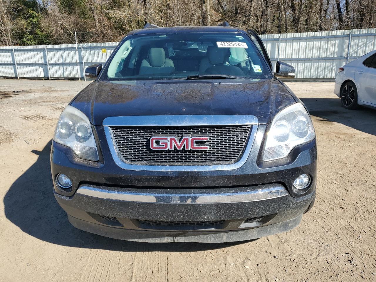 2012 GMC Acadia - Image 5