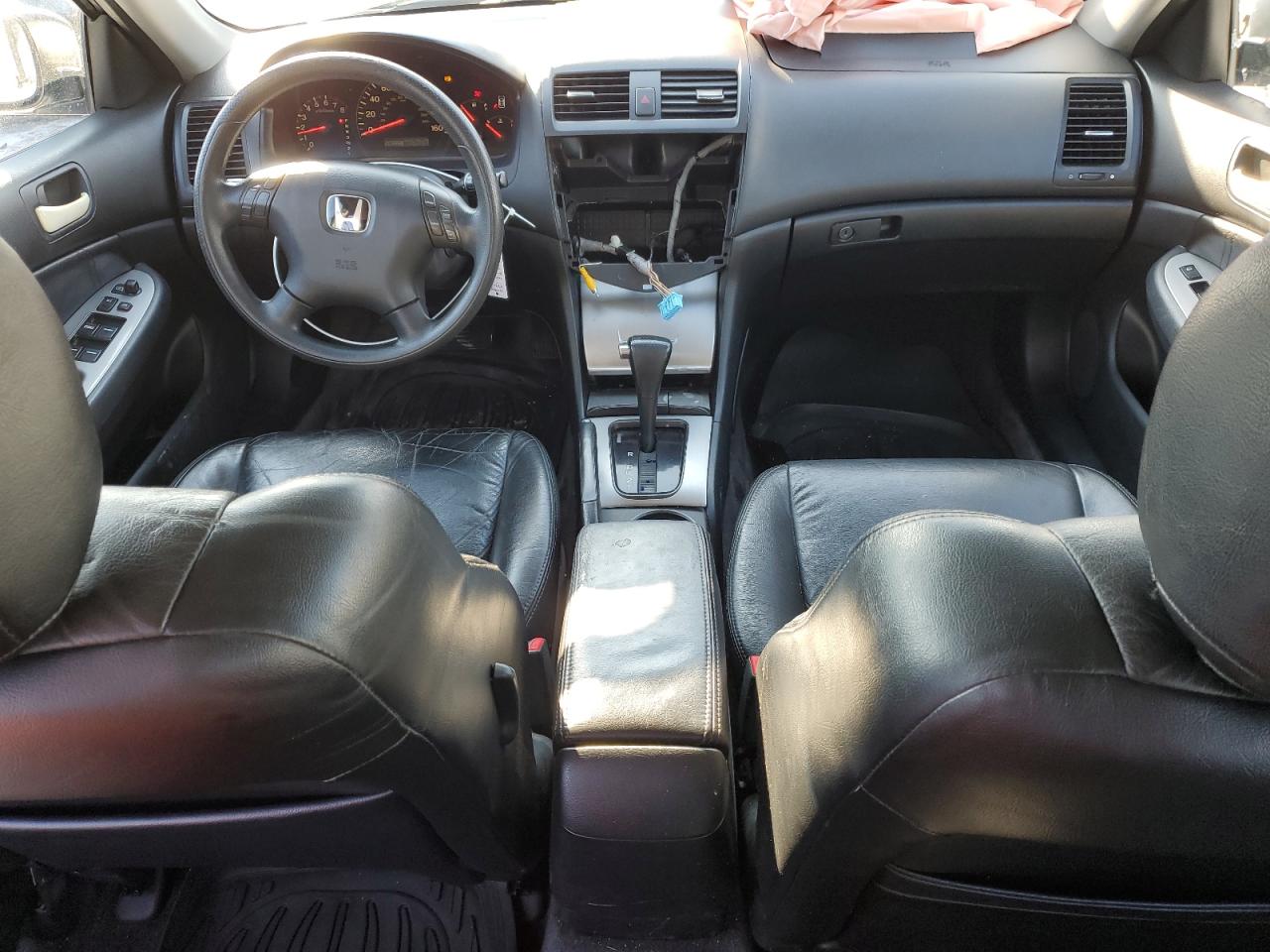 2003 Honda Accord - Image 8