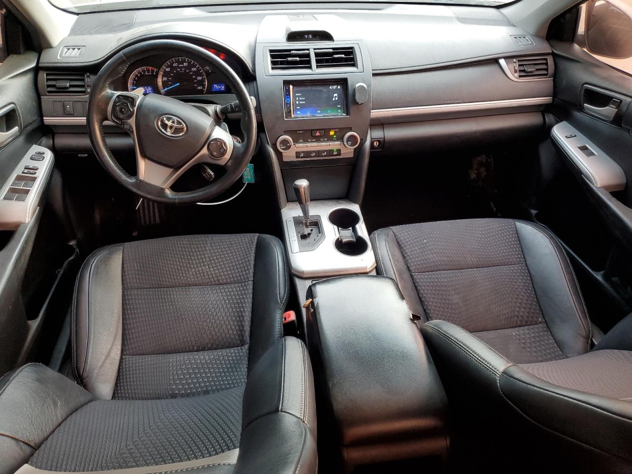 2014 Toyota Camry - Image 8