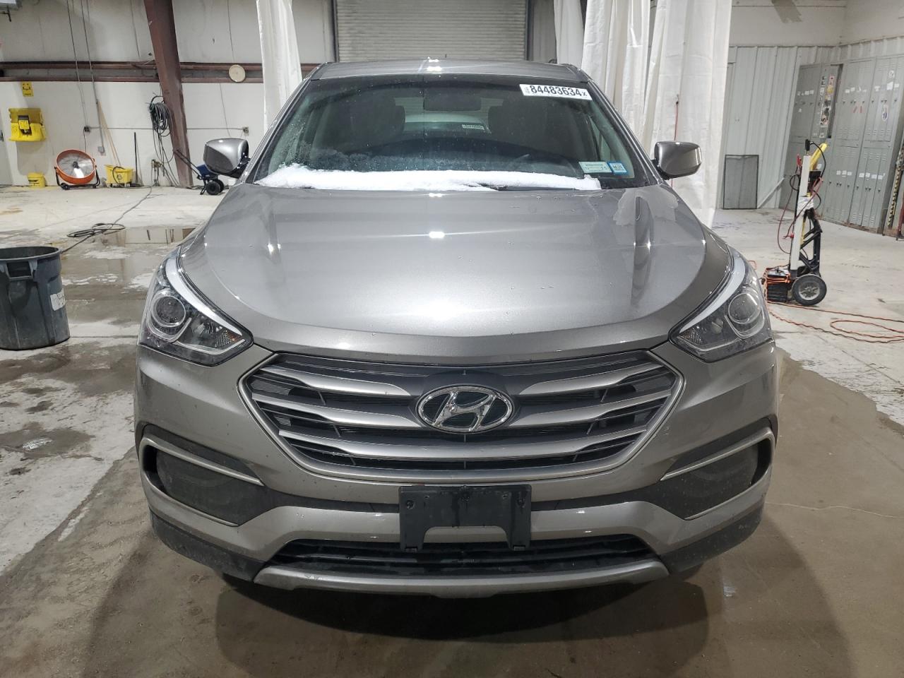 2018 Hyundai Santa Fe - Image 5