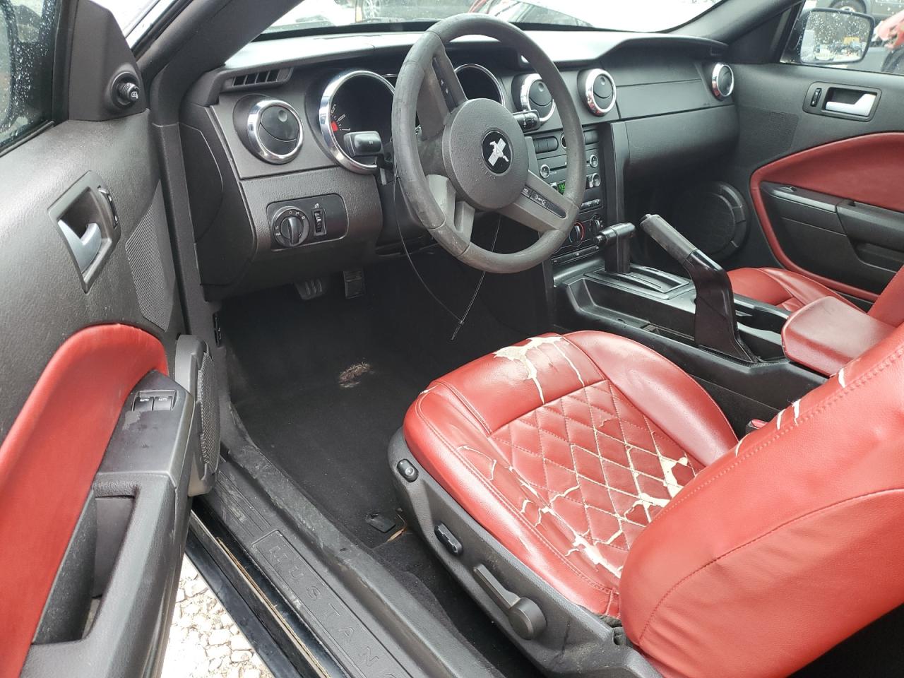 2008 Ford Mustang - Image 8