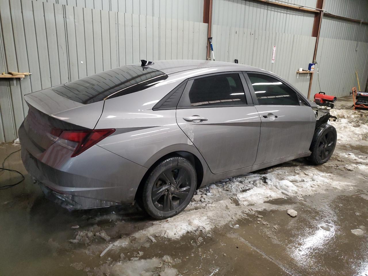 2021 Hyundai Elantra - Image 3