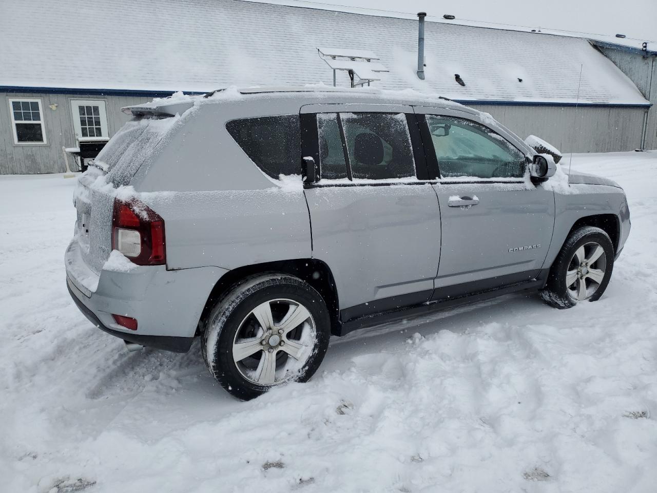 2016 Jeep Compass - Image 3