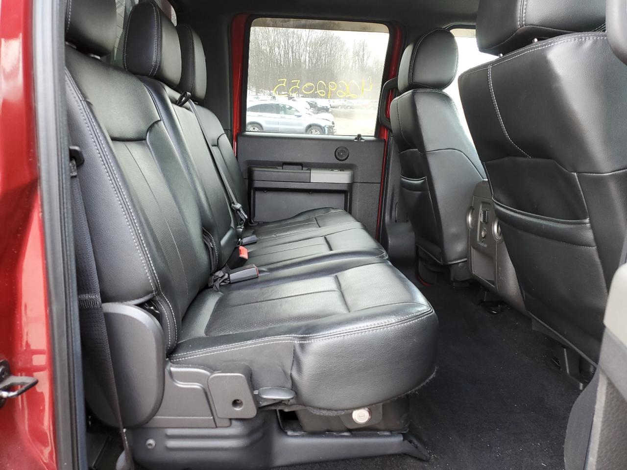 2016 Ford F350 - Image 11