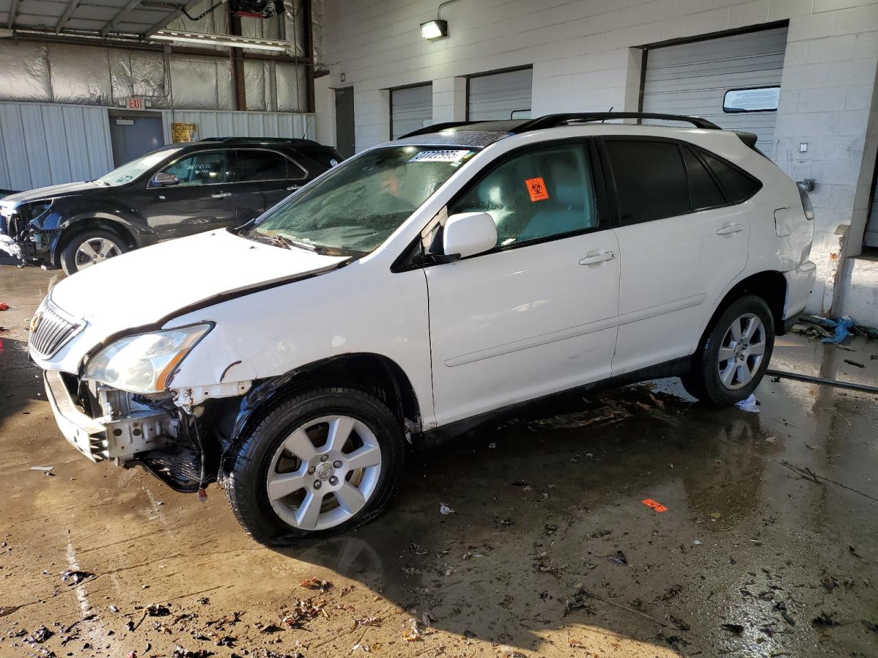 2004 Lexus RX - Image 1