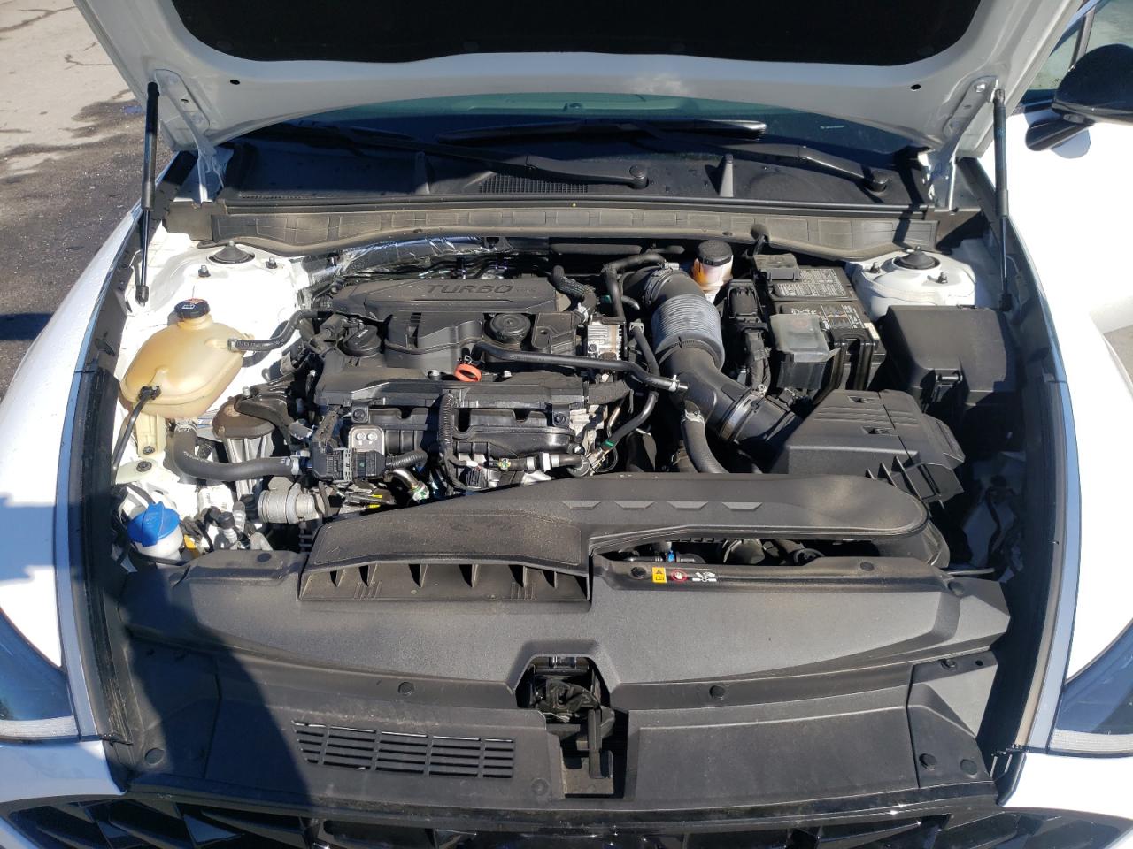 2021 Hyundai Sonata - Image 11