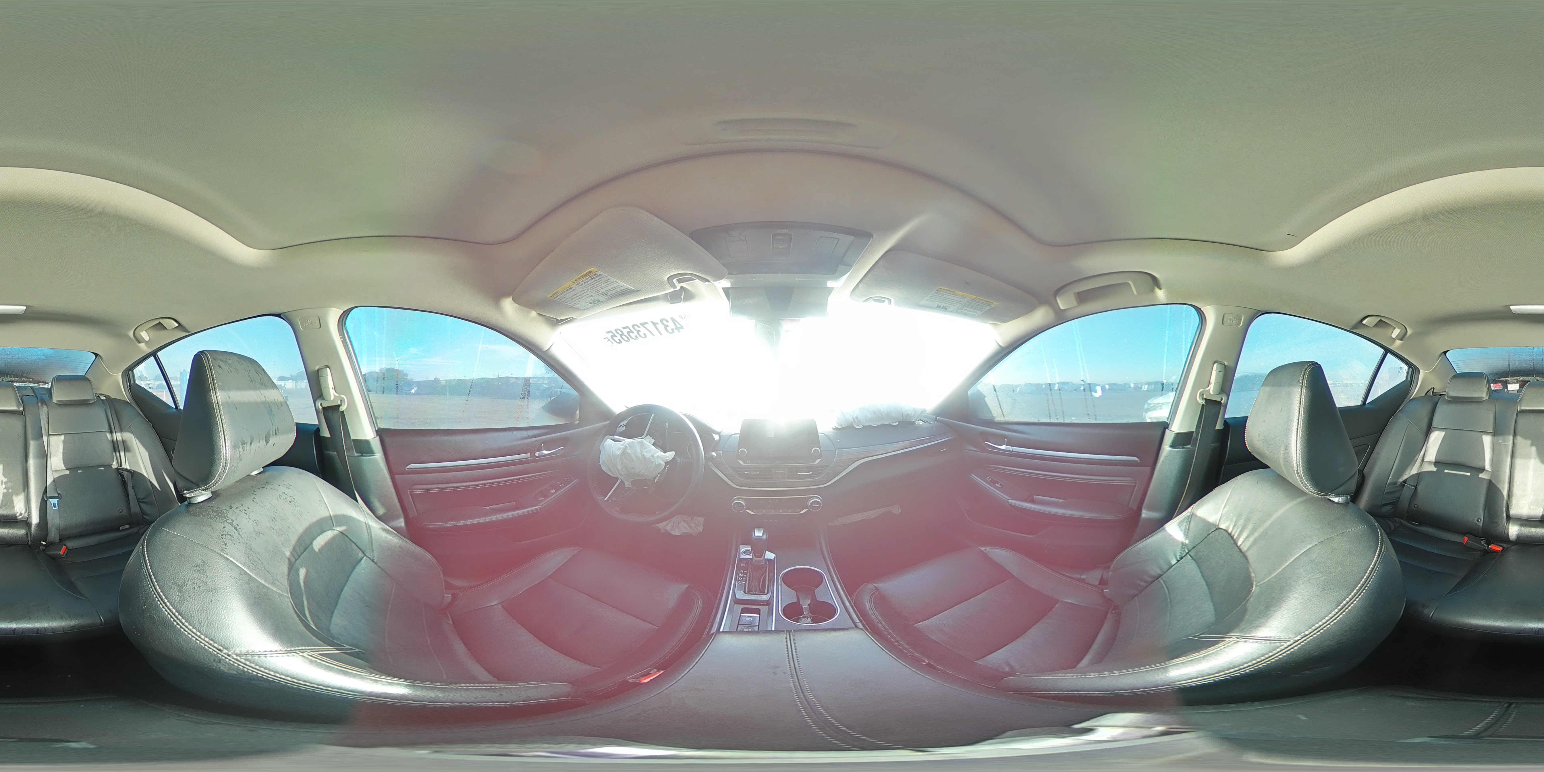 2019 Nissan Altima - Image 13