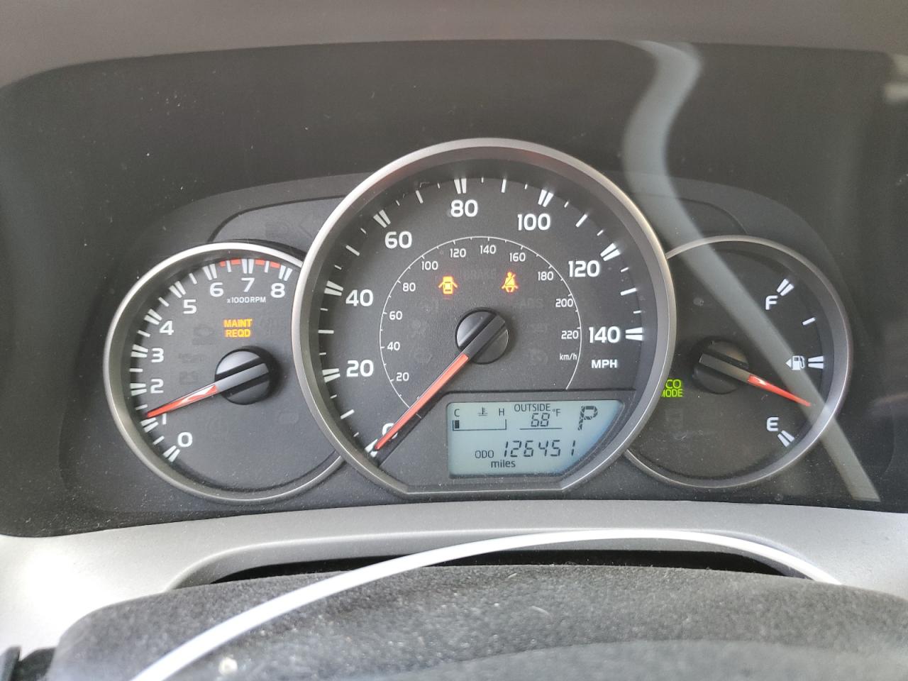 2016 Toyota RAV 4 - Image 9