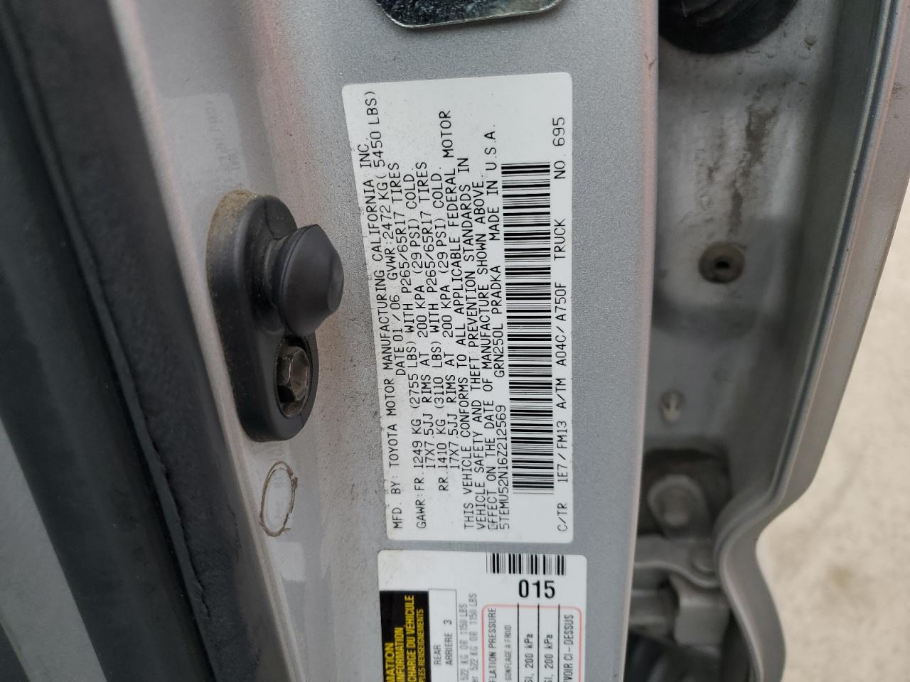 2006 Toyota Tacoma - Image 12