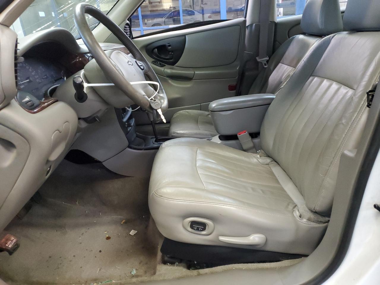 2002 Chevrolet Malibu - Image 7