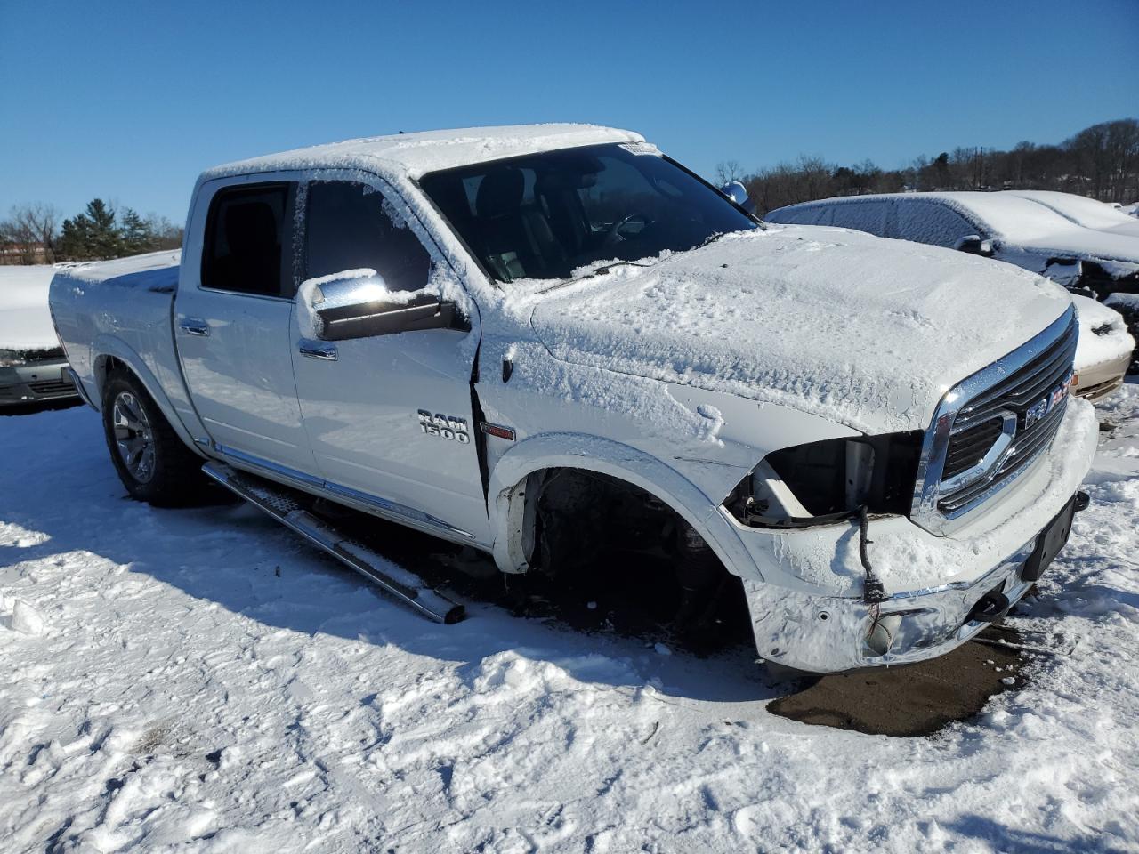 2016 RAM 1500 - Image 4