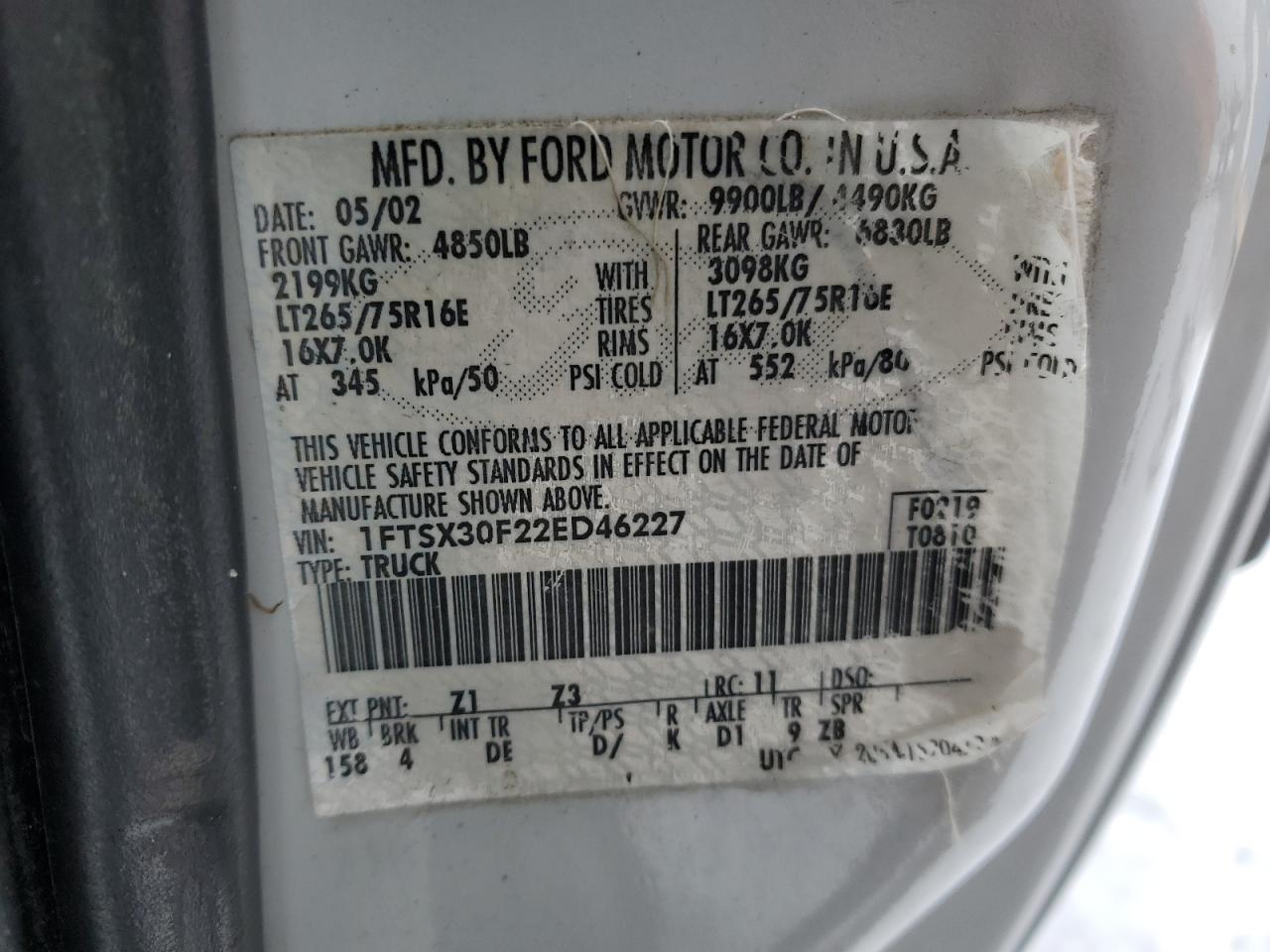 2002 Ford F350 - Image 12
