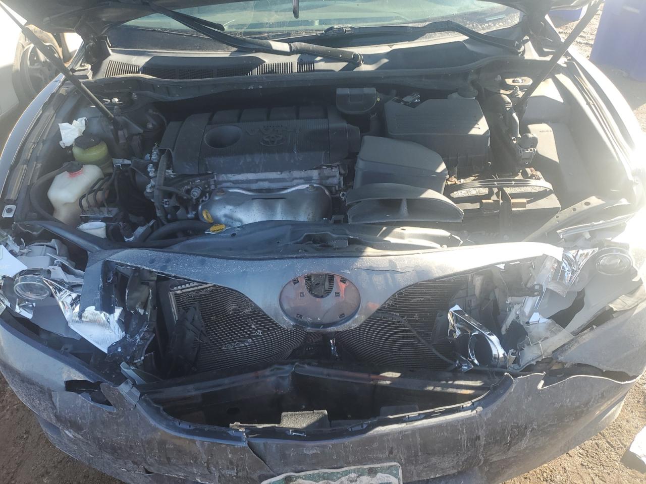 2010 Toyota Camry - Image 11