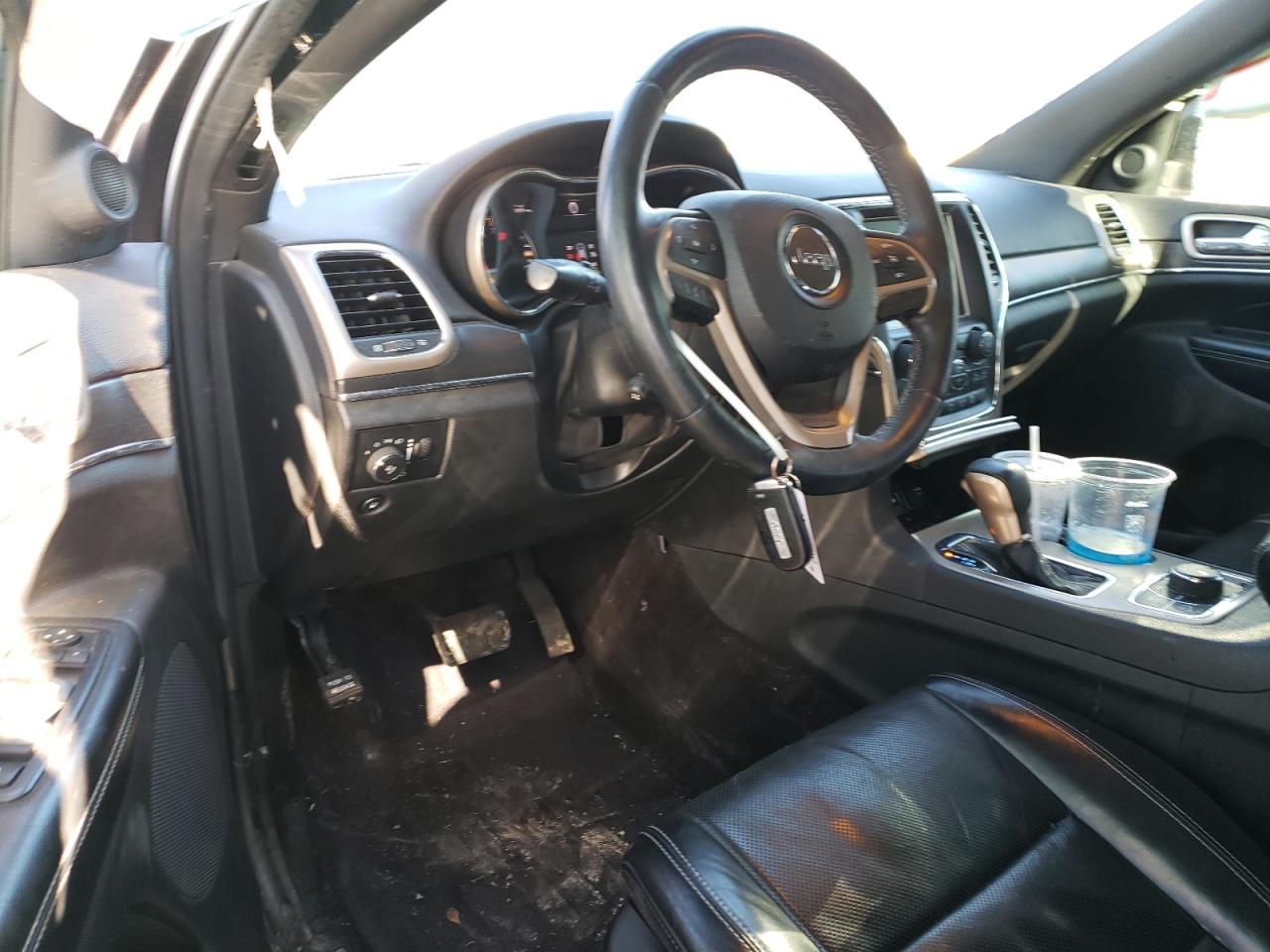 2017 Jeep Grand Cherokee - Image 8