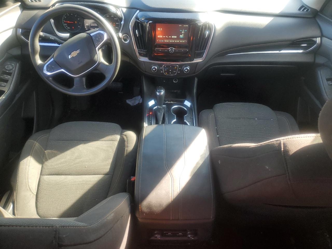 2018 Chevrolet Traverse Ls VIN: 1GNERFKW7JJ127542 Lot: 88205185