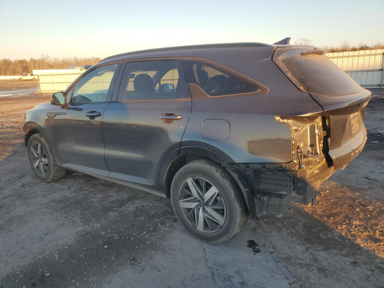 2022 Kia Sorento - Image 2