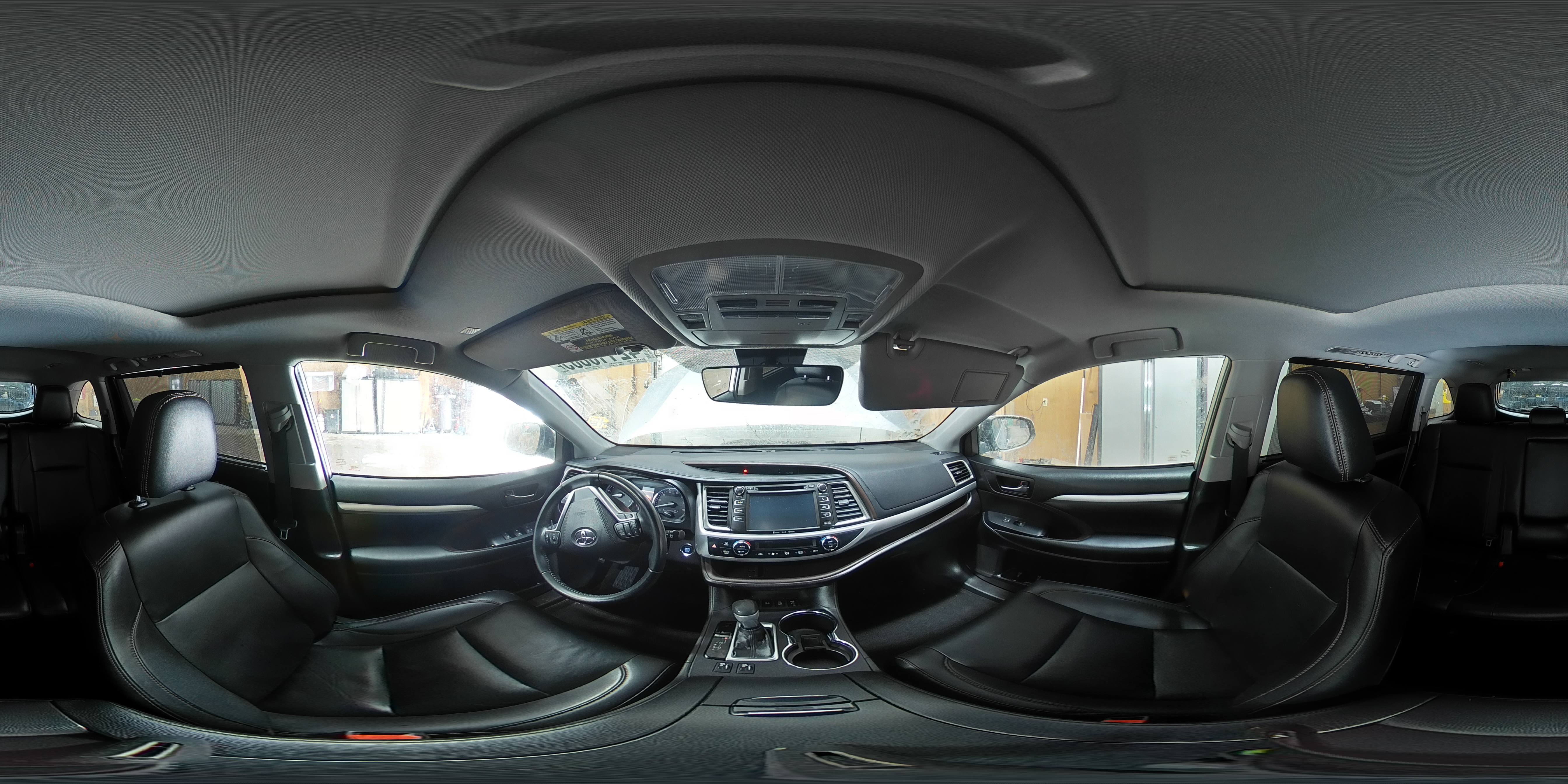 2019 Toyota Highlander - Image 15