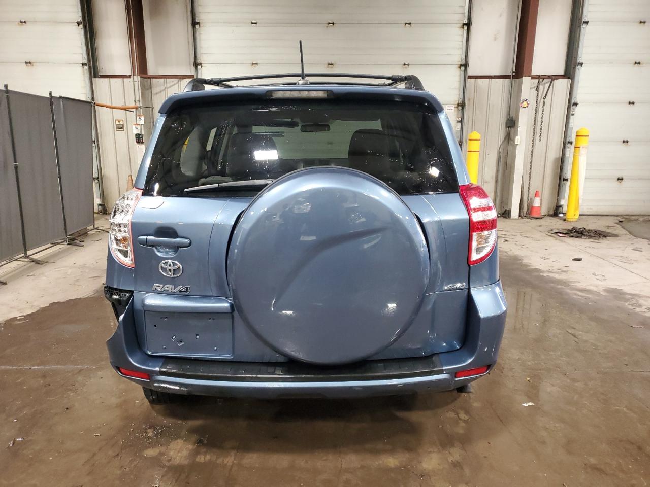 2012 Toyota RAV 4 - Image 6