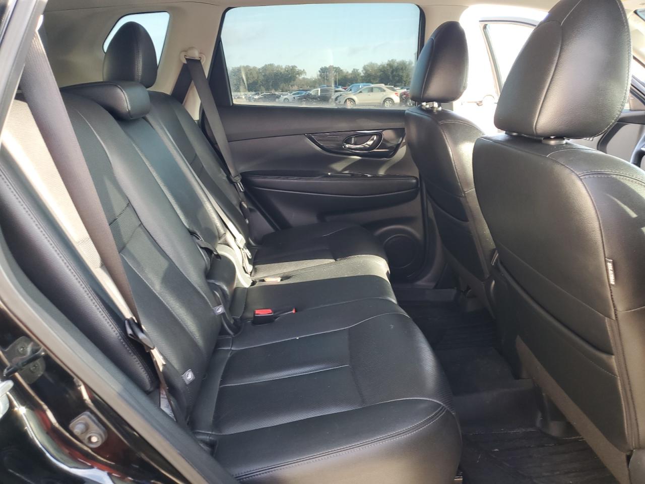 2020 Nissan Rogue - Image 11