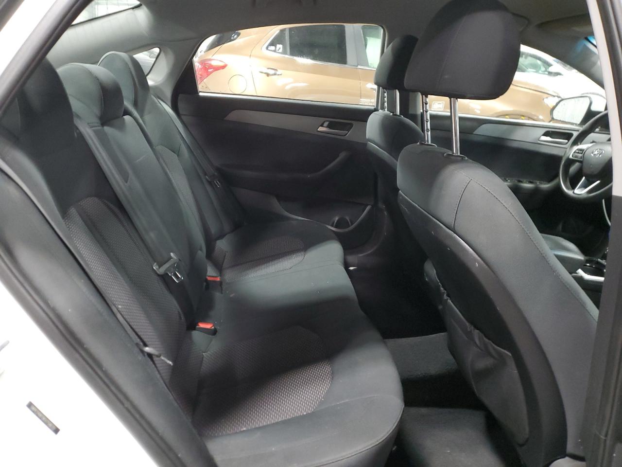 2019 Hyundai Sonata - Image 11