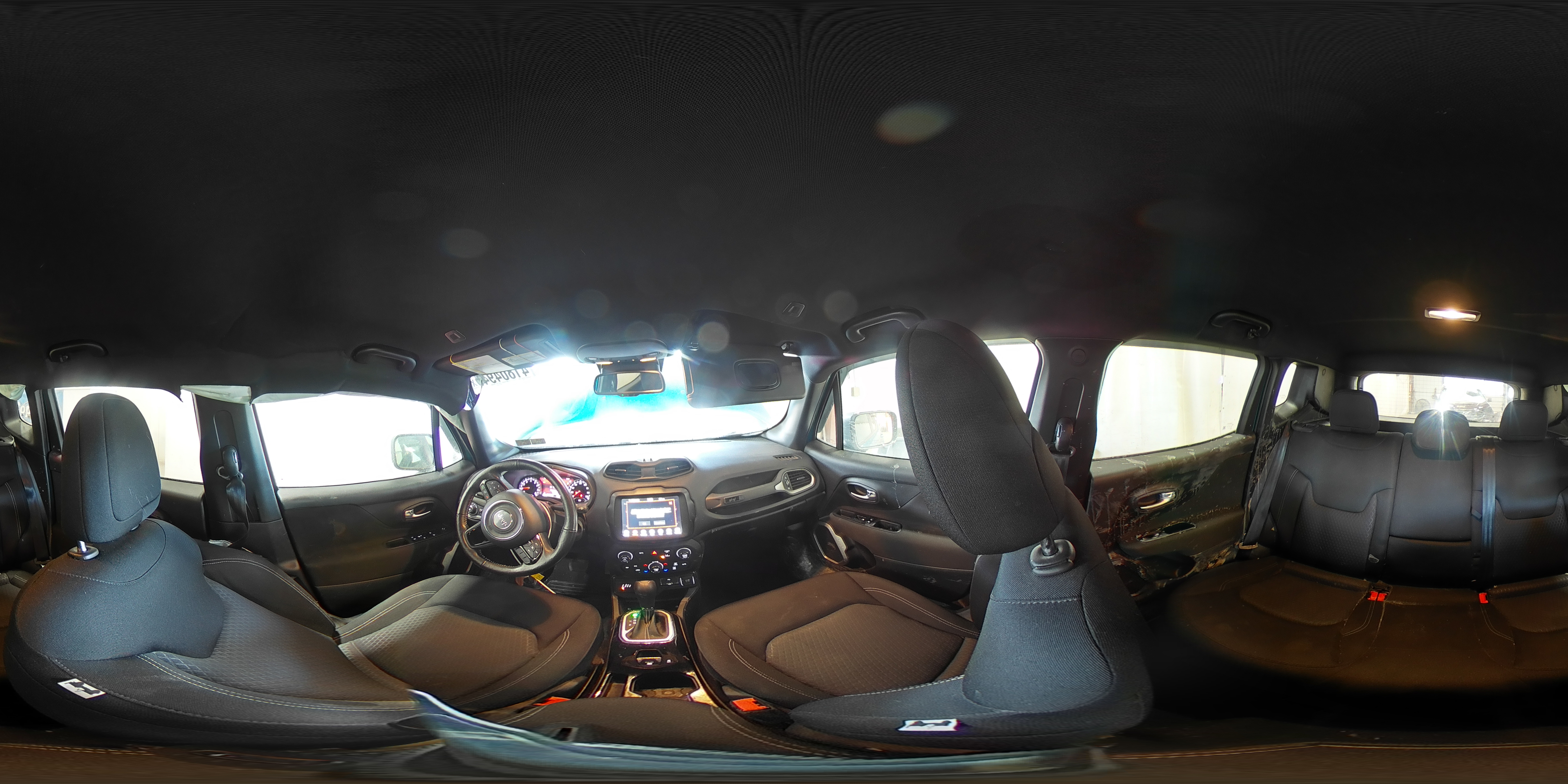 2021 Jeep Renegade - Image 14
