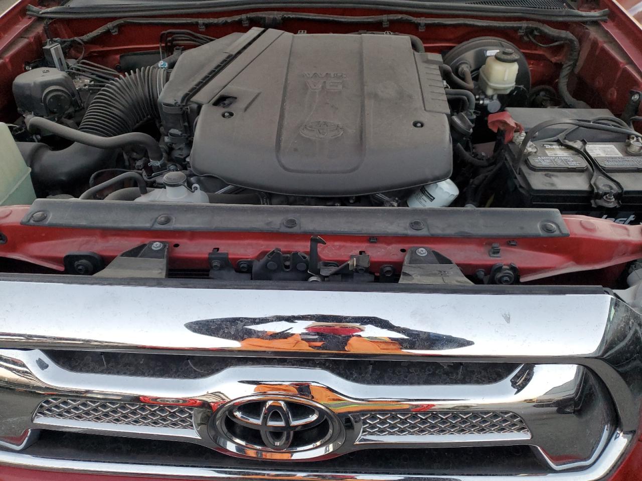 2015 Toyota Tacoma - Image 11
